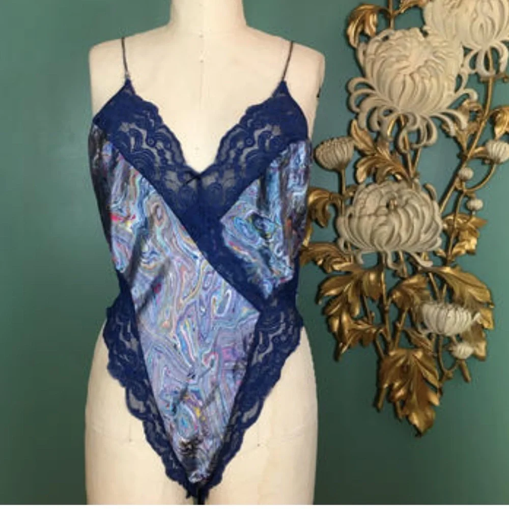 Vintage Delicates made in the USA teddy lingerie bodysuit size large